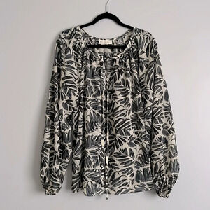 By Together blouse size Large
